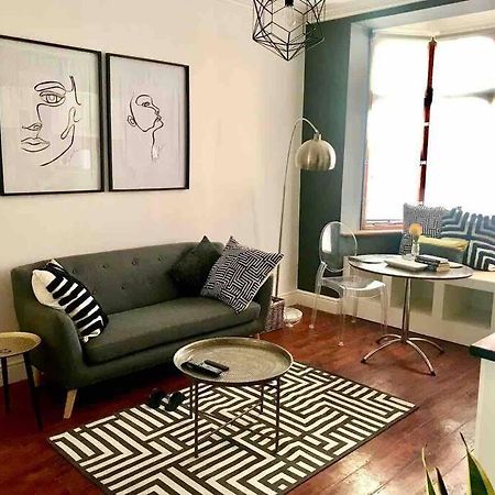 1-Bedroom Sea Point Gem - Perfect Location! Кейптаун Екстериор снимка